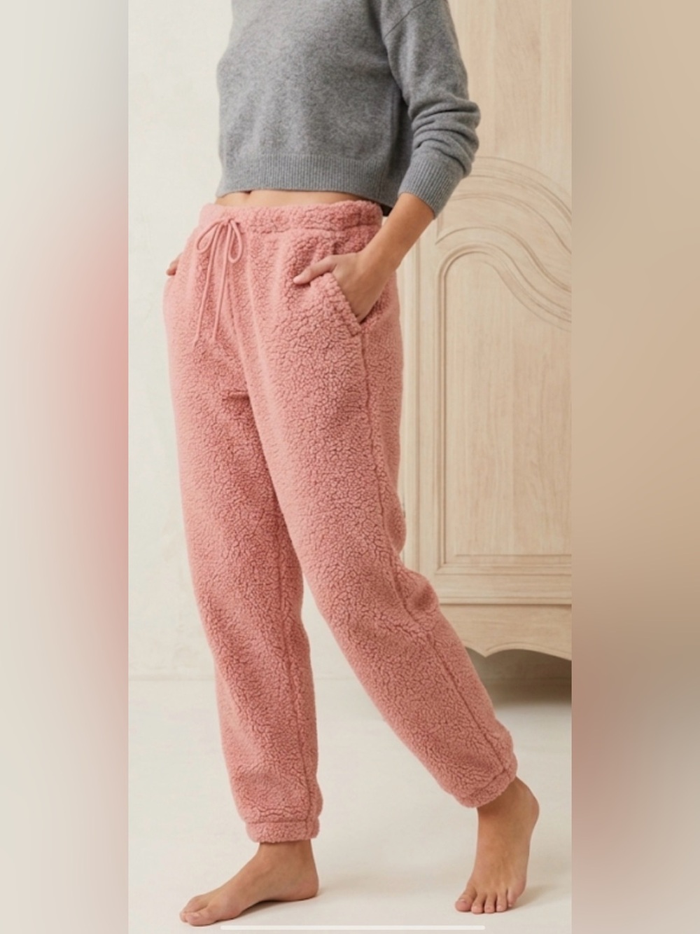 Wild Fable Pink Sherpa Jogger Sweatpants